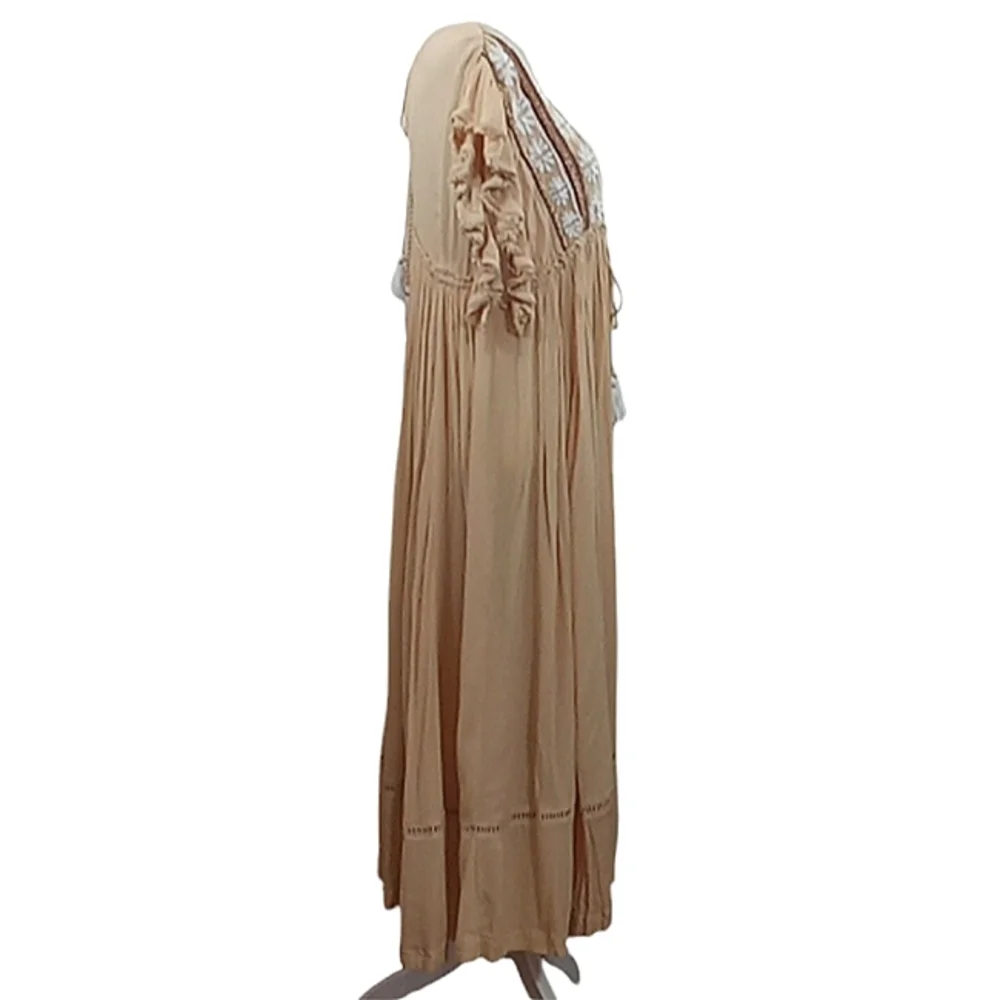 Free People this stunning